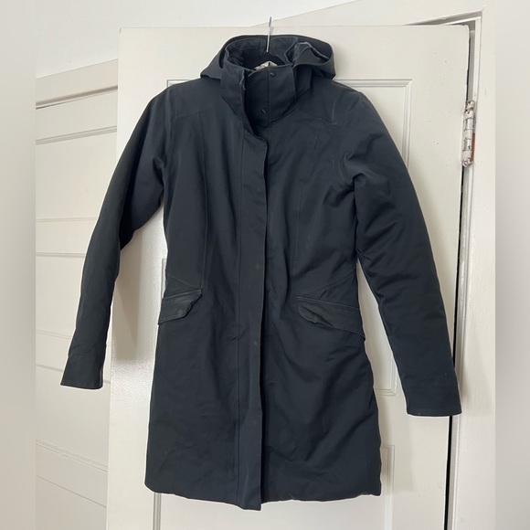 Patagonia Parka in Black - Picture 6 of 6